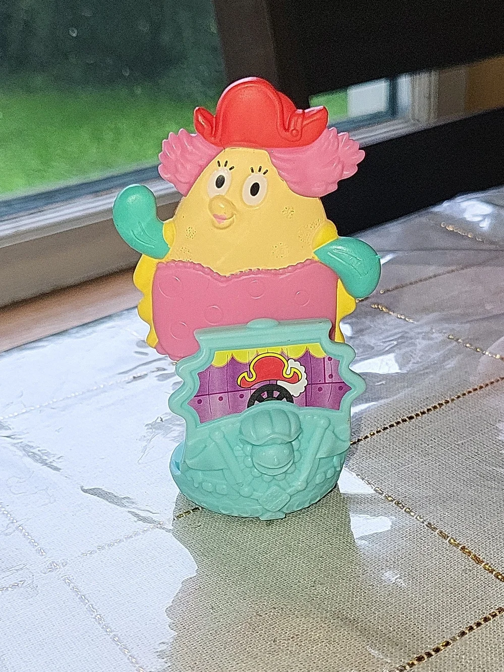 McDonald's SpongeBobxOne Piece Happy Meal Toy Mrs. Puff x Linlin Boxes Included